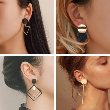 Gold x Black Drop Earrings - 1 Pair